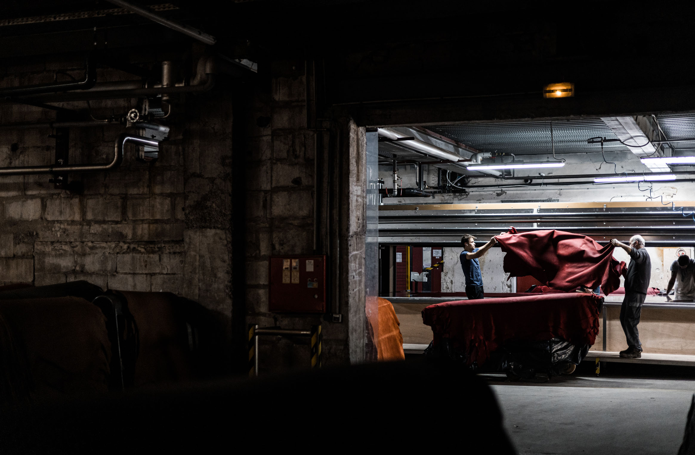 Tannerie RÉMY CARRIAT - La Beauté du Cuir Depuis 1927